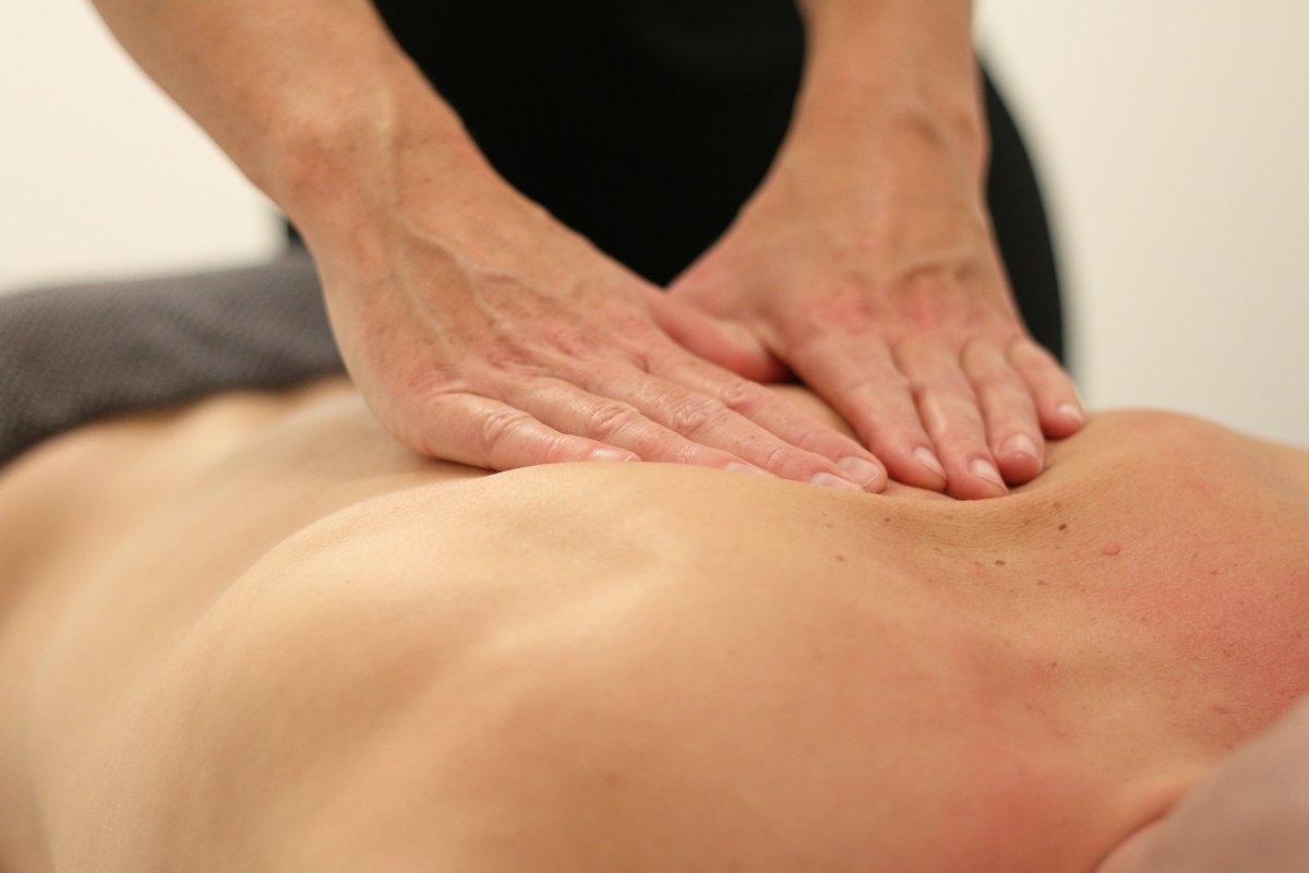 Back massage Riga
